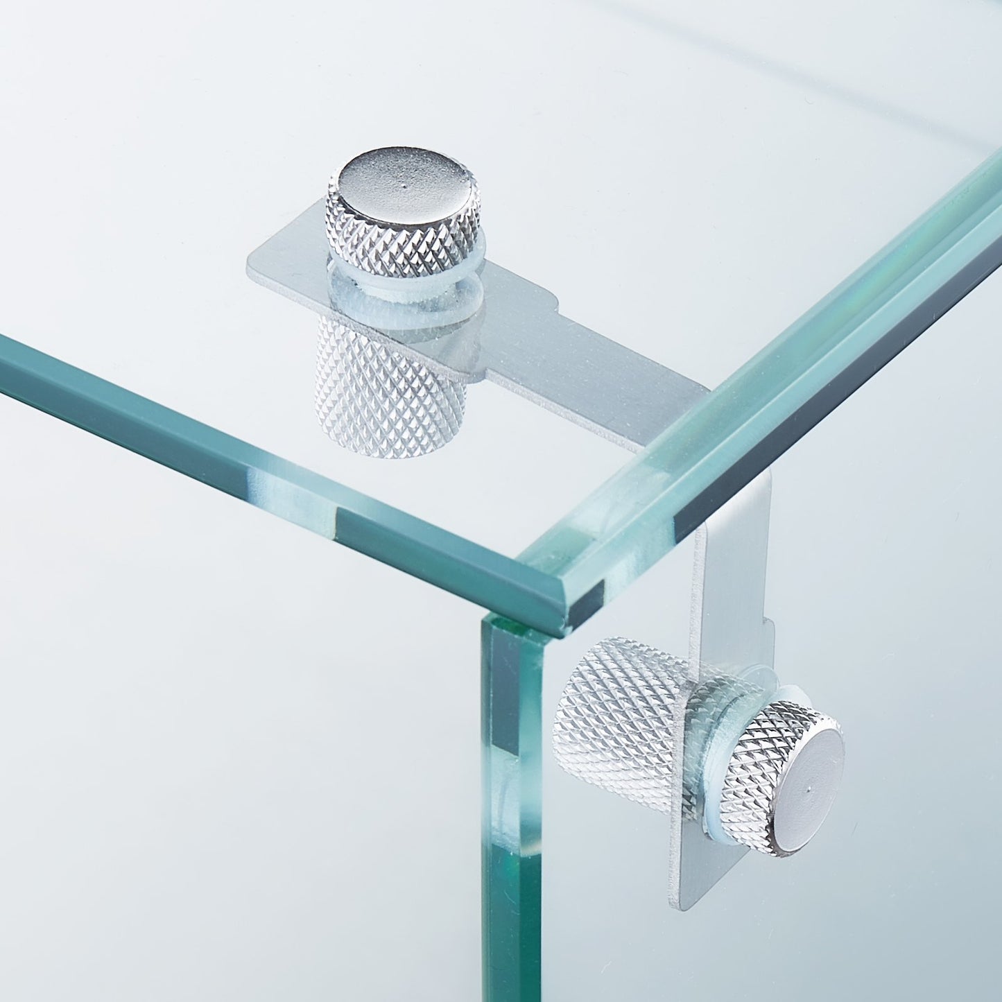 Gekühlte Gewürzstation, 155 W, Tischgerät, mit 4 1/3- und 4 1/6-Behältern, Gehäuse aus Edelstahl 304 und Deckel aus Polycarbonat, Sandwich-Vorbereitungstisch mit Glasabdeckung, CE-zertifiziert