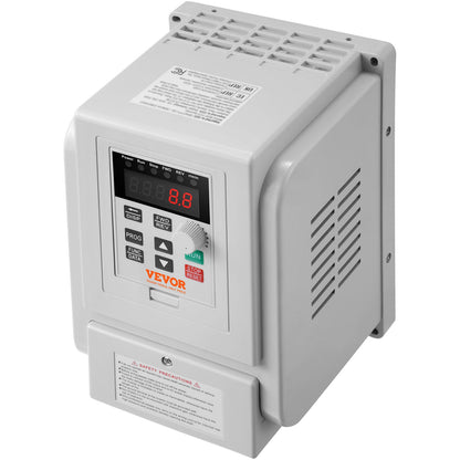 Frequenzumrichter 4 kW, 18 A, 5 PS zur Drehzahlregelung von Drehstrommotoren
