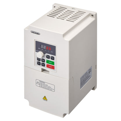 Frequenzumrichter 5 PS, 4 kW, 18 A, 1- oder 3-phasig, 220 V AC Eingang auf 3-phasig, 0–220 V AC Ausgang, 50/60 Hz Eingang, 0–2000 Hz Ausgang, zur Spindelmotor-Drehzahlregelung