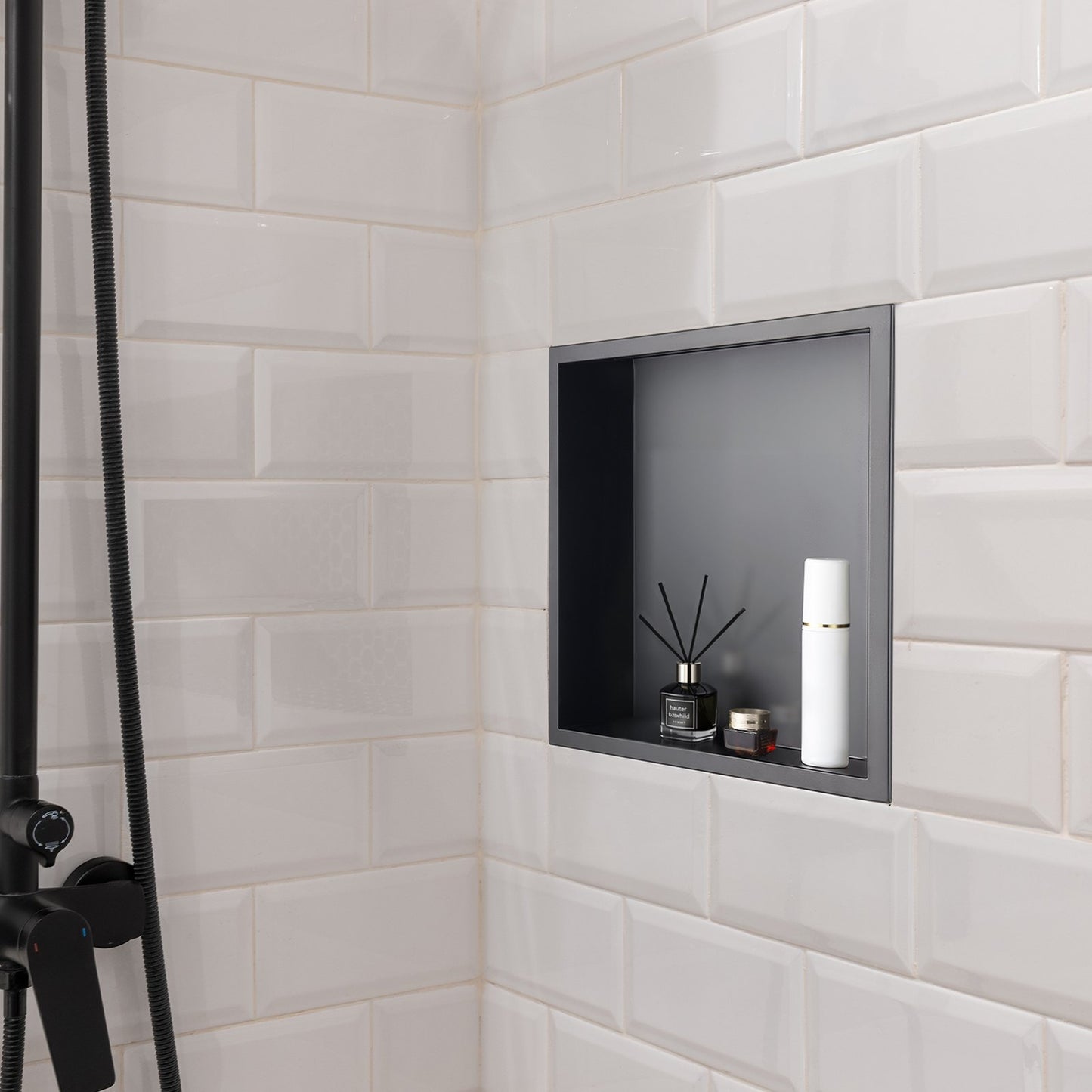 Shower Niche, 33.0 x 33.0 x 10.2 cm Recessed Wall Niche, Heavy-duty Stainless Steel Modern Soap & Shampoo Storage Organizer, Sealed Waterproof, Durable & Easy to Install, Black for Bathroom