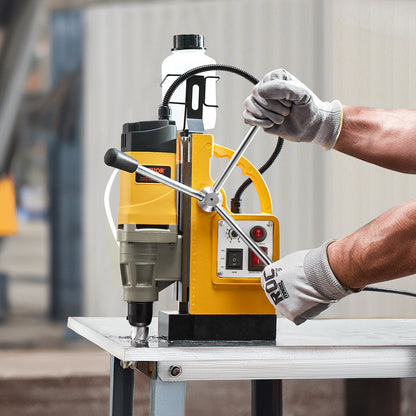 Magnetbohrmaschine, 1400-W-Motor, 2 Zoll Bohrdurchmesser, 2878 lbf Drehmoment, elektrische Magnetbohrmaschine mit 6 Kernbohrern, variabler Drehzahl, Bohrmaschine für Metalloberflächen, Heimwerkerbedarf, Gelb