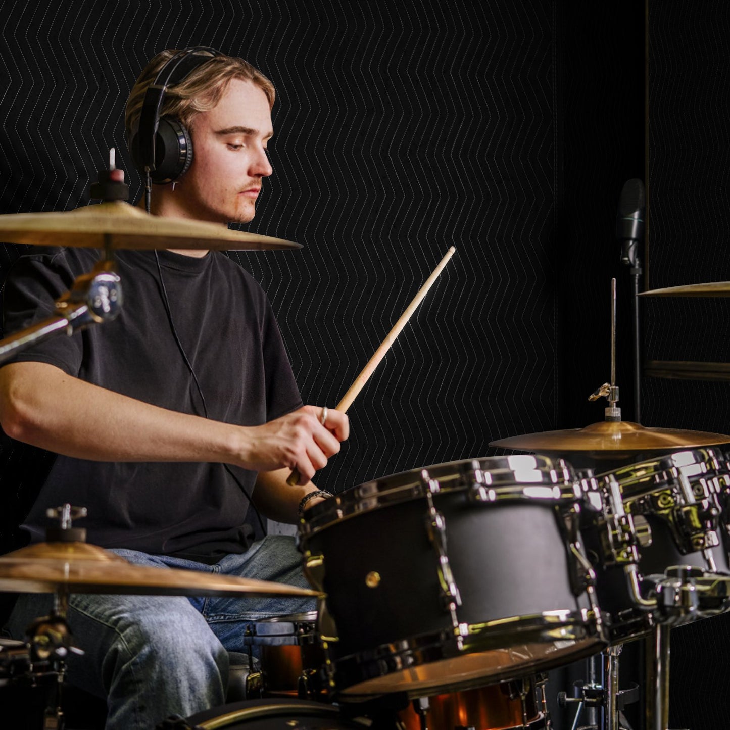 Sound Dampening Blanket, 243.8 x 203.2 cm, Extra Large Studio Grommeted Soundproof Blanket with Grommets, Light Blocker for Door Acoustic Noise Blocking Blanket Studio Sound Absorption Sheet, Black