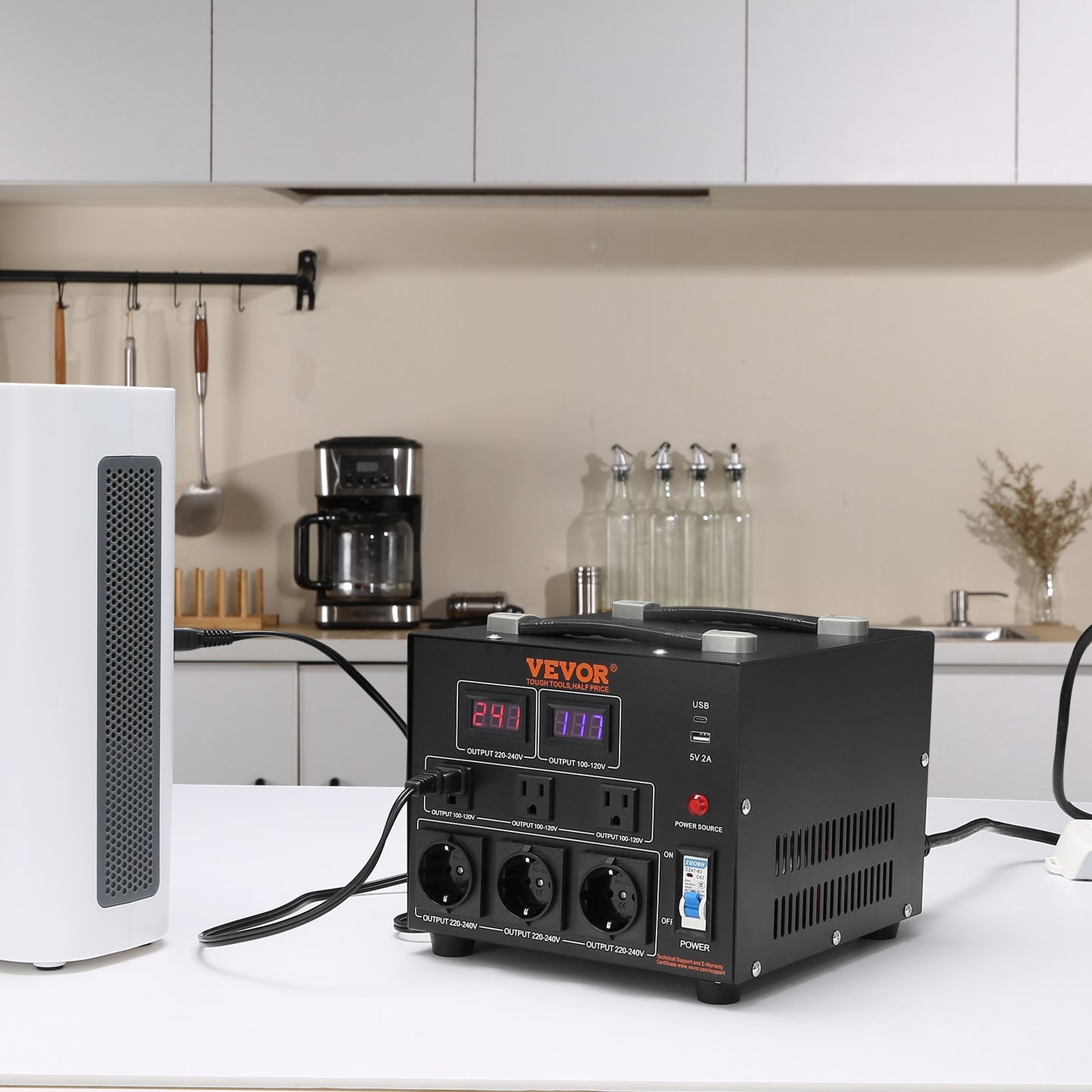 Spannungswandler-Transformator, 5000 VA, Hochleistungs-Auf-/Abwärtstransformator, wandelt von 110 V auf 220 V und von 220 V auf 110 V um, mit US- und EU-Steckdose, 5-V-USB-Anschluss, CE-zertifiziert