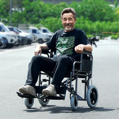 Rollstuhl, Transportrollstuhl aus Kohlenstoffstahl für Erwachsene, faltbarer Rollstuhl mit abnehmbarer Armlehne, selbstblockierender Bremse, 61 cm breiter Sitz, Tragkraft 136 kg, für Menschen mit Behinderungen, die sich frei bewegen möchten