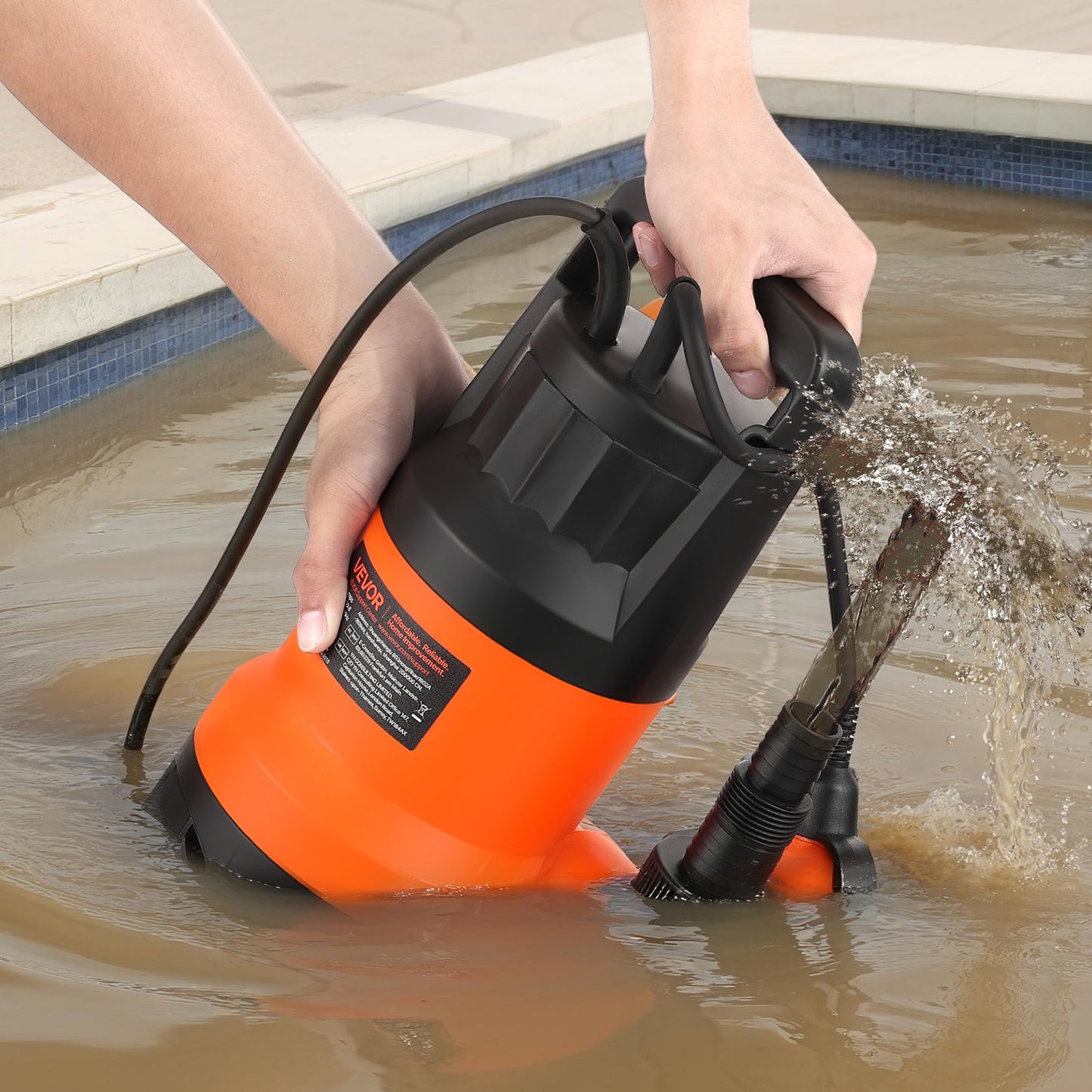 650-W-Tauchpumpe, 15000 l/h, PP-GF20 Tauchpumpe für Abwasser, Schmutzwasser und Frischwasser mit automatischem Schwimmerschalter, langem Kabel, max. Förderhöhe 8 m, für Pools, Gärten, Teiche und überschwemmte Bereiche