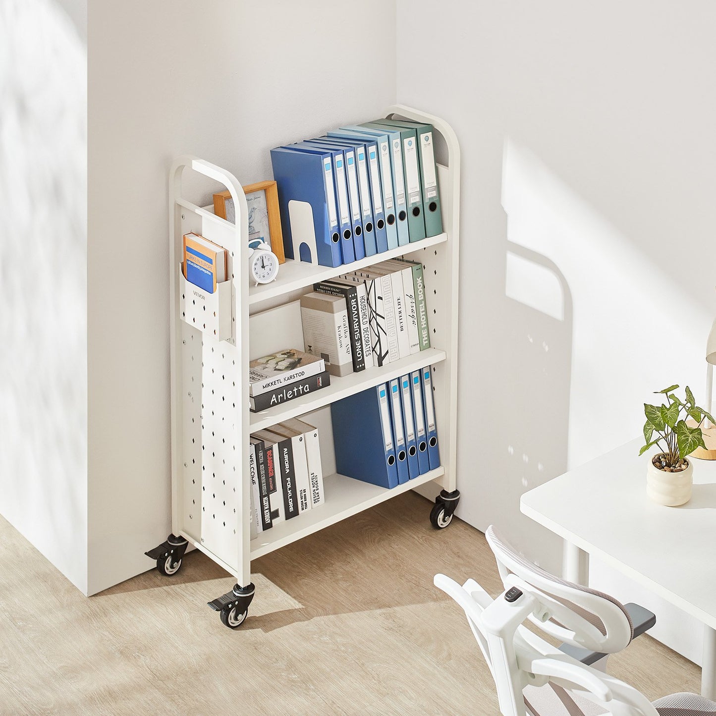 Rolling Library Book Cart, 150 kg Capacity, 77 x 38 x 122 cm Library Cart, Single Sided V-Shaped Shelves with 76.2 mm Lockable Wheels, Book Truck for Home Shelves Office and School, White