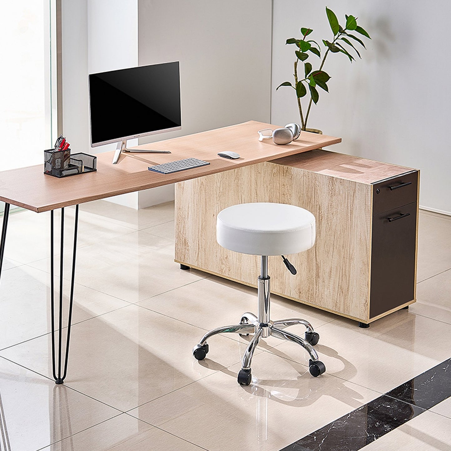 Rollhocker mit Rollen, Tragkraft 204 kg, runder Rollhocker mit verstellbarer Höhe, drehbar, aus dickem PU-Leder, für Salon, Spa, Massage, Tattoo-Studio, Klinik, Weiß